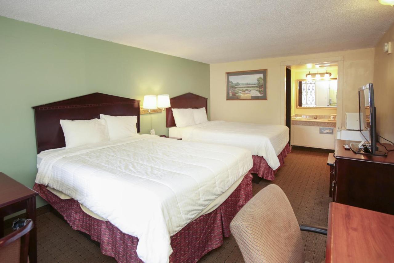 Knights Inn - Battle Creek Phòng bức ảnh